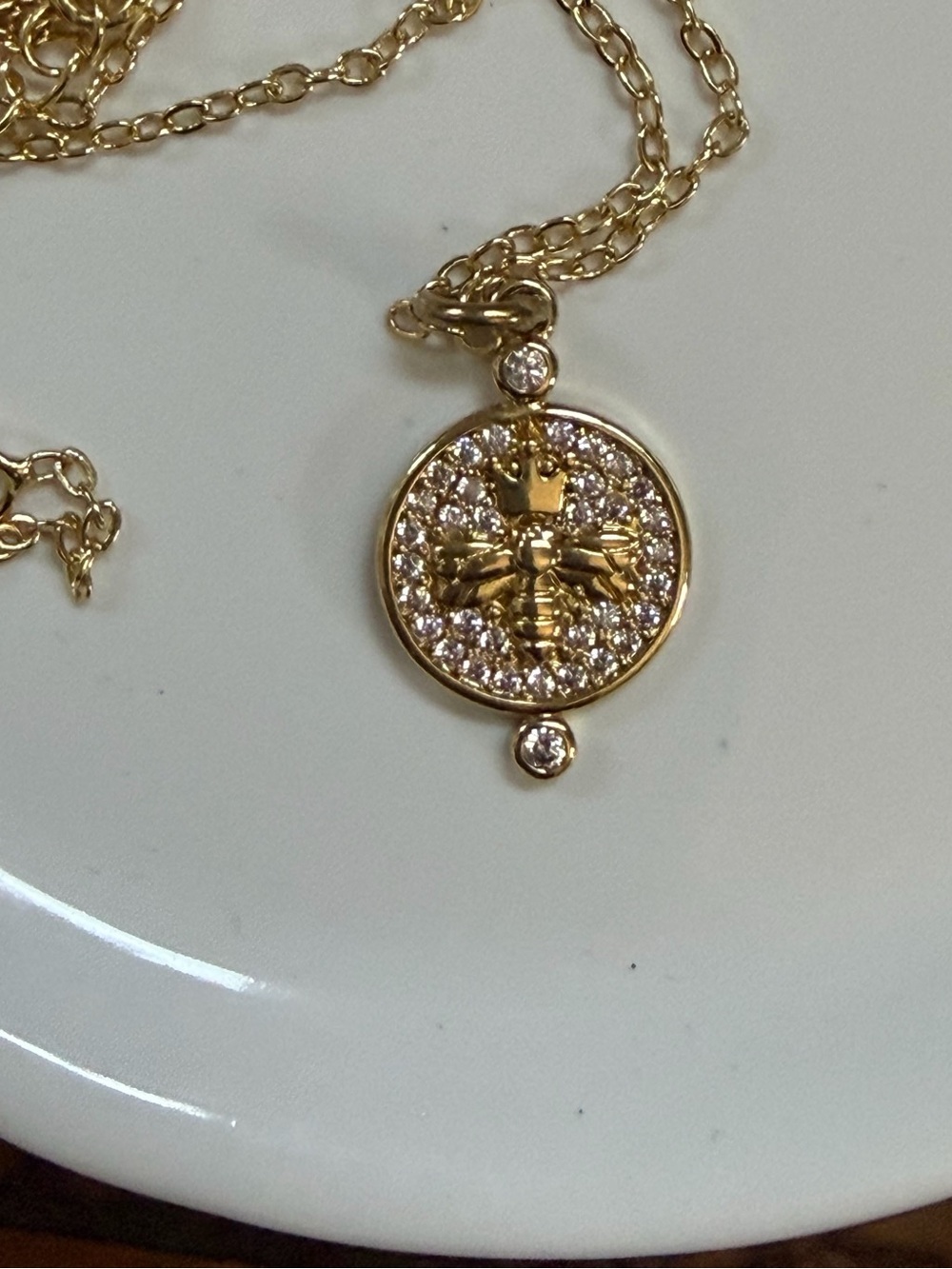 Queen Bee Gold Crystal Coin Pendant Necklace for Women - Picture 3 of 4